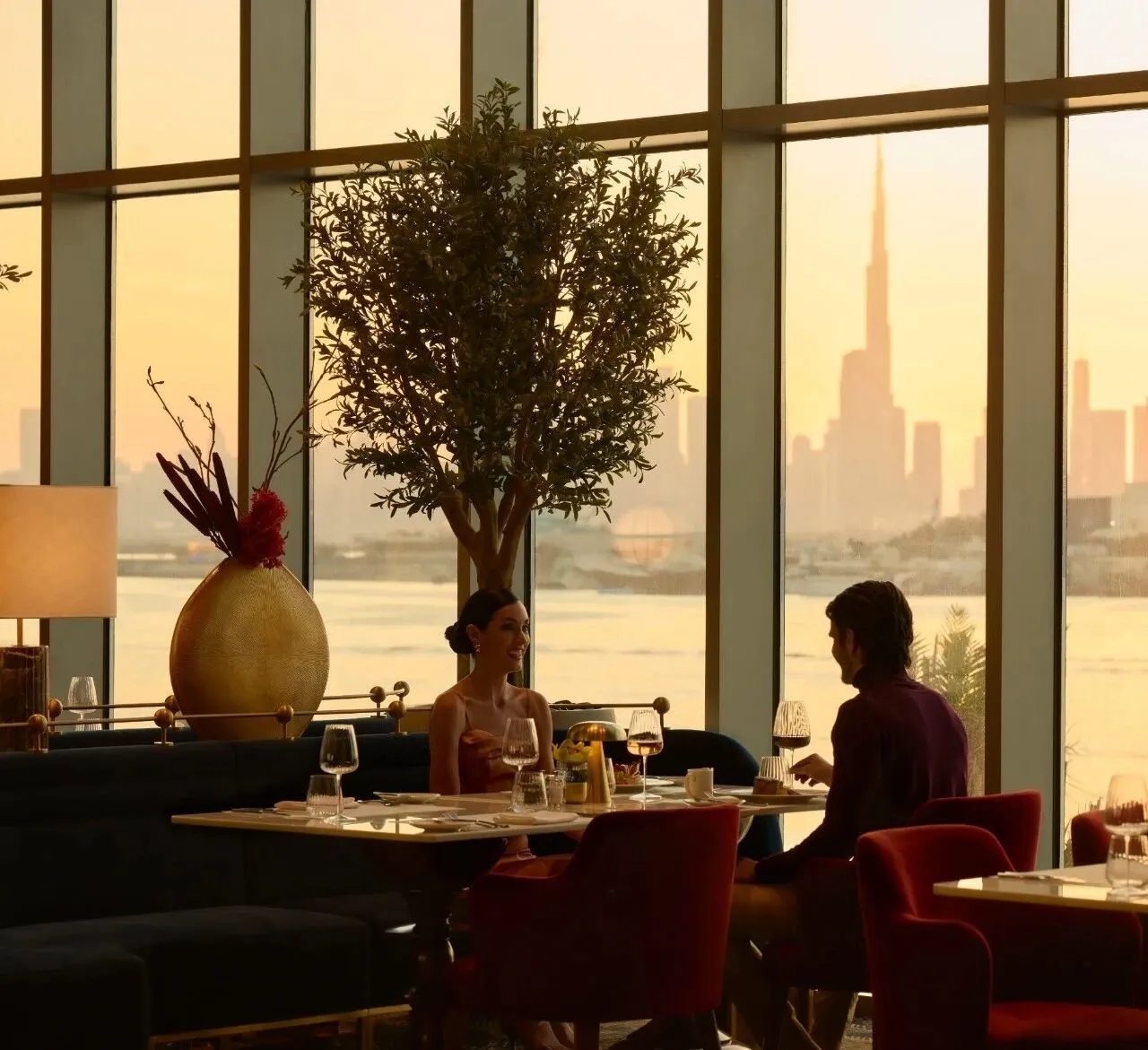 伊玛尔地产2025年上半年业绩强势增长：房地产销售额飙升46%至460亿迪拉姆，销售积压跃升62%至1463亿迪拉姆